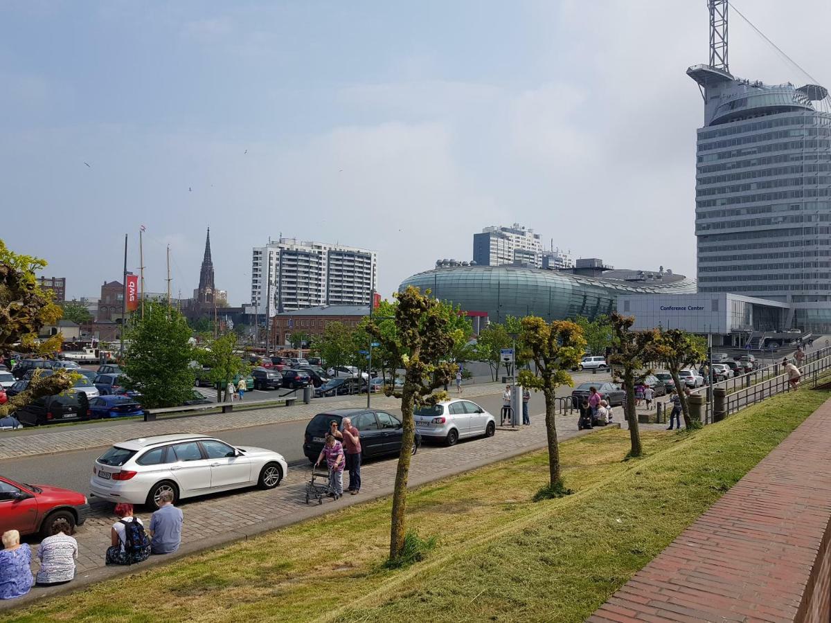 Ferienwohnung Koralle - Am Wasser Bremerhaven Bagian luar foto