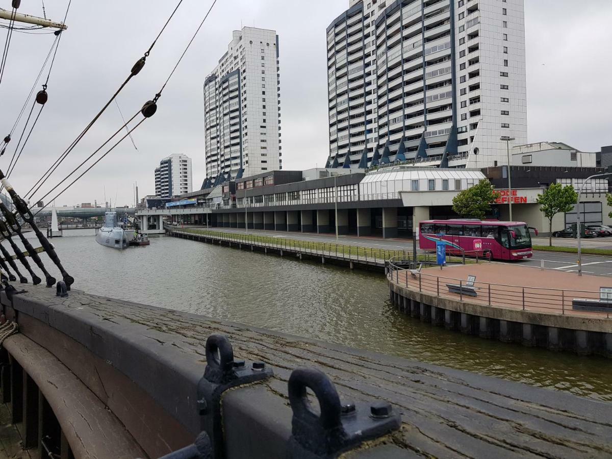 Ferienwohnung Koralle - Am Wasser Bremerhaven Bagian luar foto