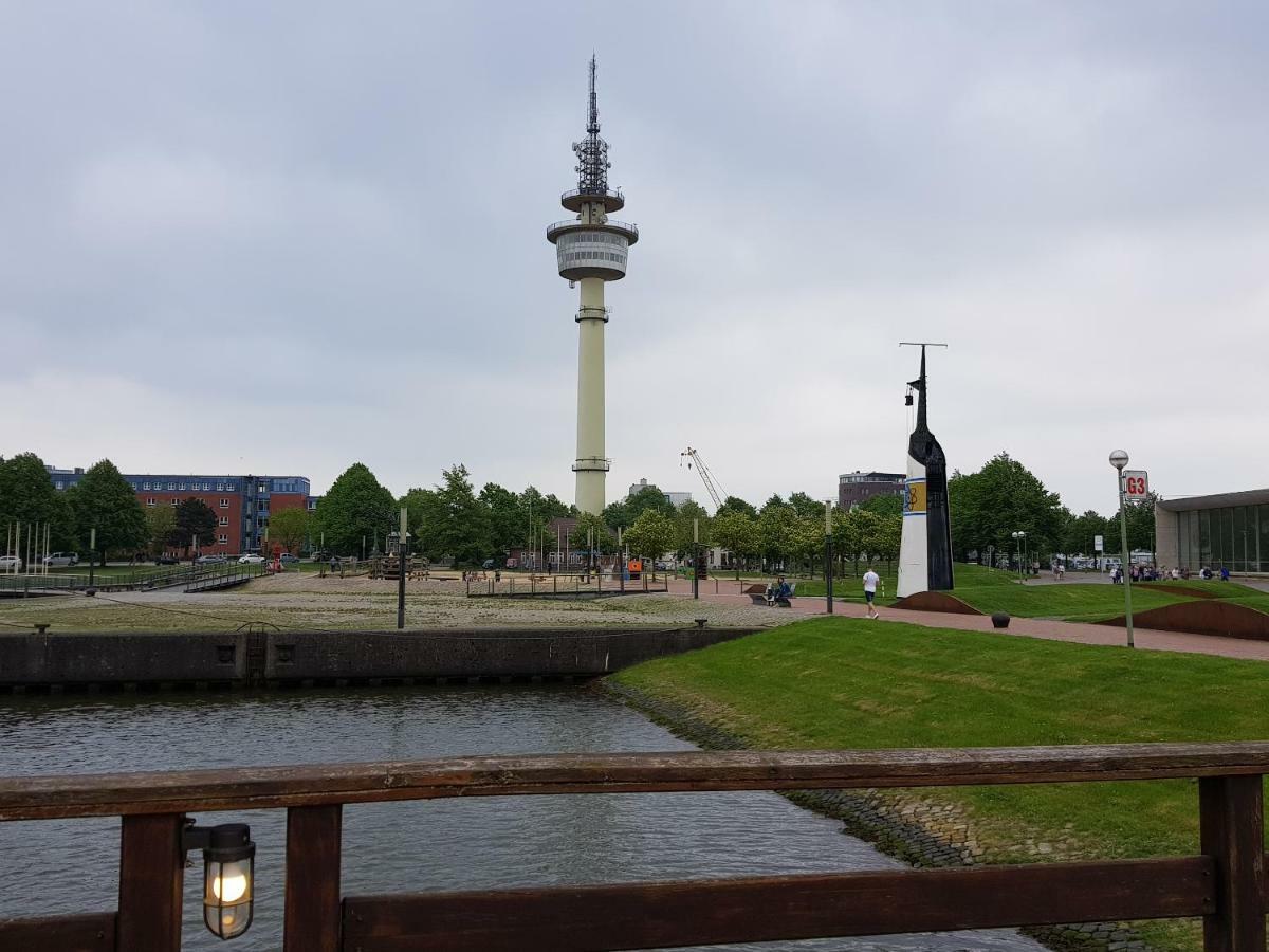 Ferienwohnung Koralle - Am Wasser Bremerhaven Bagian luar foto